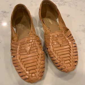 Womens huarache sandals sz 8/8.5